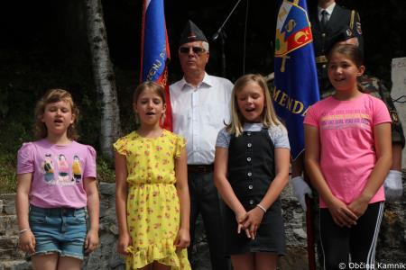 Tradicionalna spominska slovesnost v Češnjicah (30)